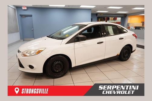 Oxford White 2012 Ford Focus S