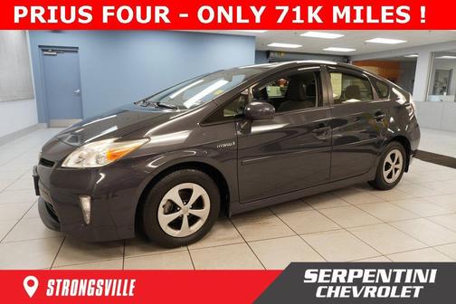 2015 Toyota Prius Four
