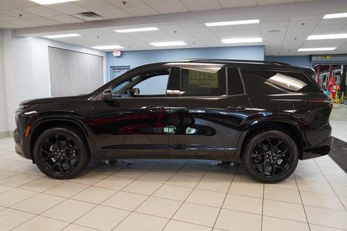2025 Chevrolet Traverse RS