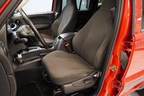 2004 Jeep Liberty Sport