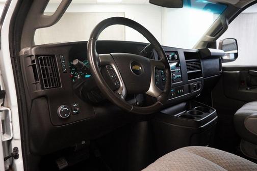 2016 Chevrolet Express 3500 LT