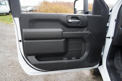 2025 Chevrolet Silverado 3500 WT