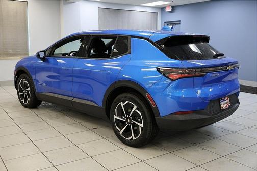 2026 Chevrolet Equinox EV LT 1