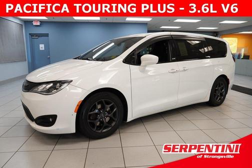 2018 Chrysler Pacifica Touring Plus