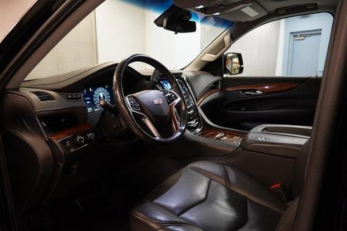 2018 Cadillac Escalade Premium Luxury