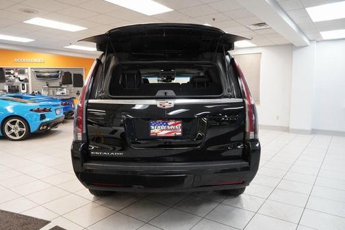 2018 Cadillac Escalade Premium Luxury