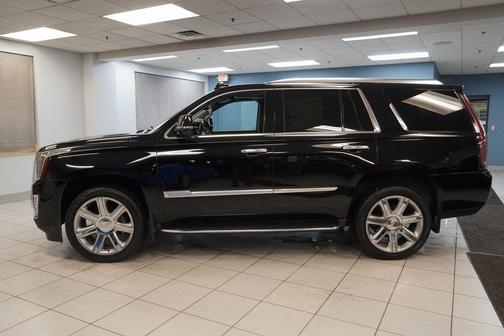 2018 Cadillac Escalade Premium Luxury