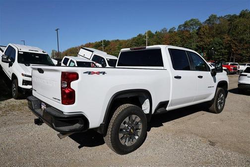 2026 Chevrolet Silverado 2500 Custom