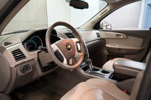 2012 Chevrolet Traverse 2LT
