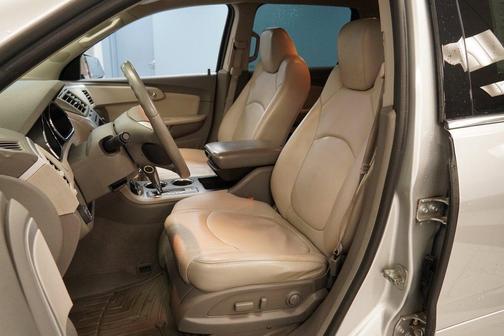 2012 Chevrolet Traverse 2LT