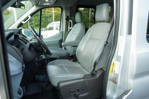 2017 Ford Transit-150 XLT