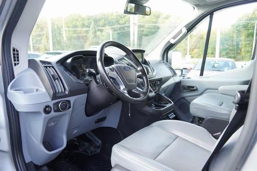 2017 Ford Transit-150 XLT