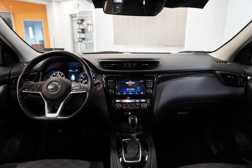 2021 Nissan Rogue Sport SV