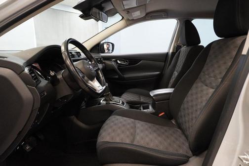 2021 Nissan Rogue Sport SV