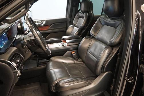 Black 2020 Lincoln Navigator L Reserve