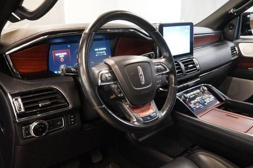 Black 2020 Lincoln Navigator L Reserve