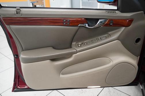 2000 Cadillac DeVille 