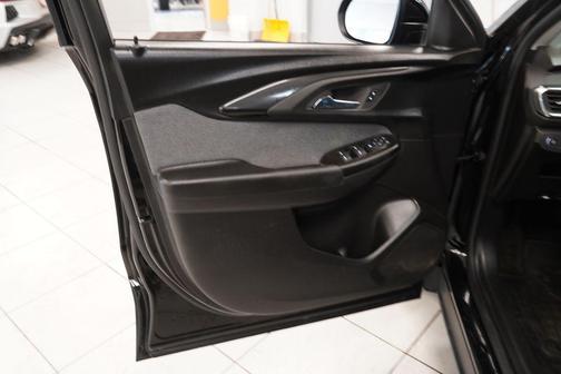 Mosaic Black Metallic 2021 Chevrolet Trailblazer LT