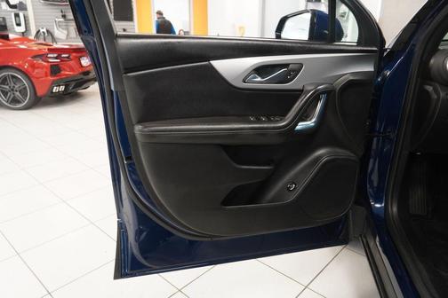 Blue Glow Metallic 2022 Chevrolet Blazer 3LT