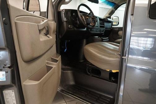 2016 Chevrolet Express 2500 LS