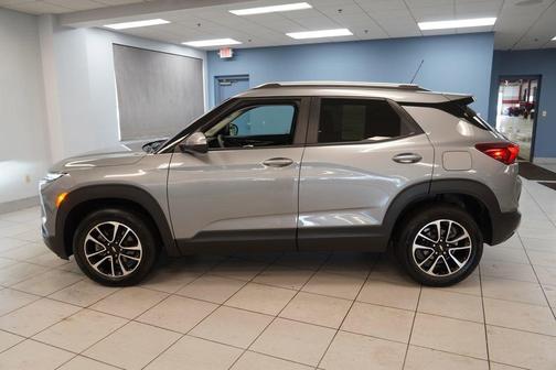 Sterling Gray Metallic 2024 Chevrolet Trailblazer LT