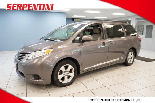 2015 Toyota Sienna LE