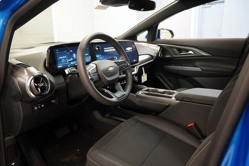 2026 Chevrolet Equinox EV LT 1