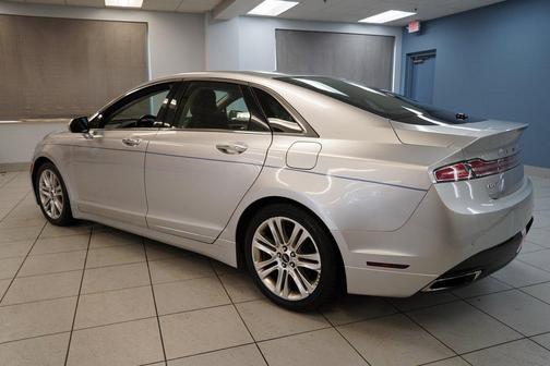 2016 Lincoln MKZ Base