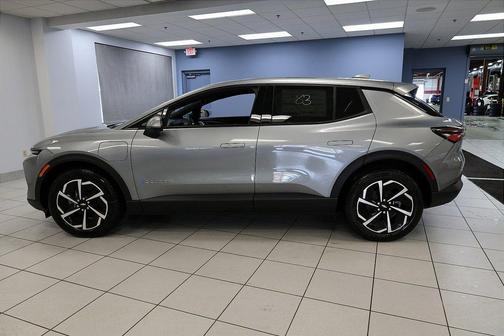 2026 Chevrolet Equinox EV LT 1