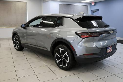 2026 Chevrolet Equinox EV LT 1