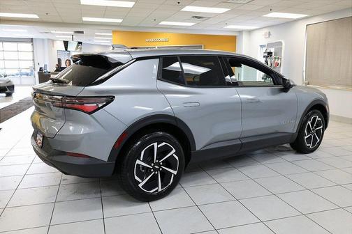 2026 Chevrolet Equinox EV LT 1