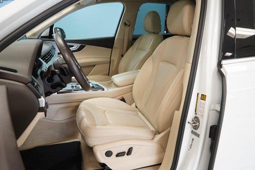 2019 Audi Q7 45 Premium Plus