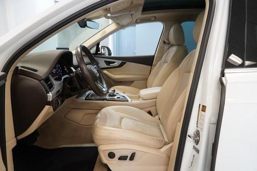 2019 Audi Q7 45 Premium Plus