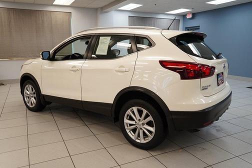 2017 Nissan Rogue Sport SV