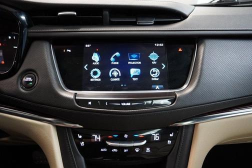 2017 Cadillac XT5 Premium Luxury