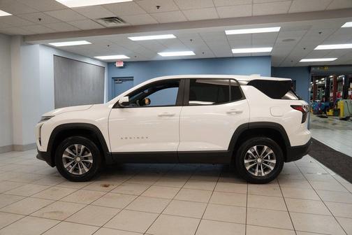 Summit White 2026 Chevrolet Equinox LT