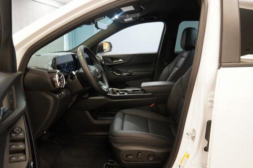 Summit White 2026 Chevrolet Equinox LT