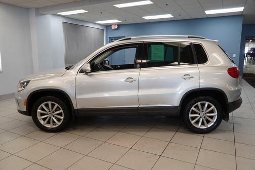 2017 Volkswagen Tiguan 2.0T Wolfsburg Edition