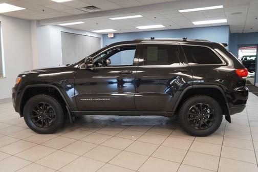 Brilliant Black Crystal Pearlcoat 2015 Jeep Grand Cherokee Limited