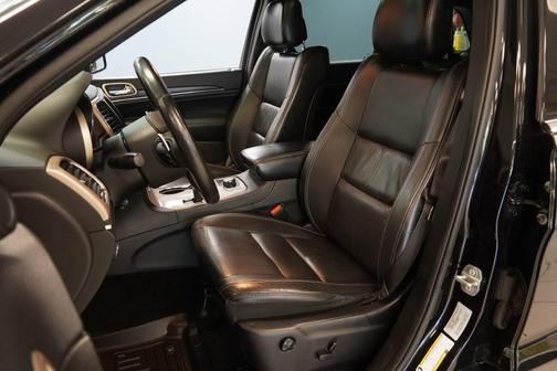 Brilliant Black Crystal Pearlcoat 2015 Jeep Grand Cherokee Limited