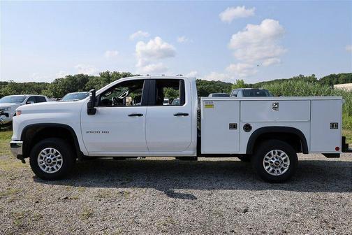 Summit White 2025 Chevrolet Silverado 2500 WT