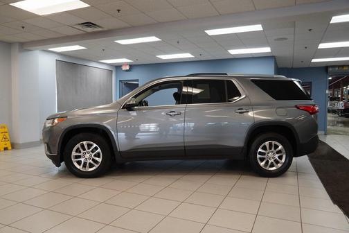 2018 Chevrolet Traverse LT Cloth