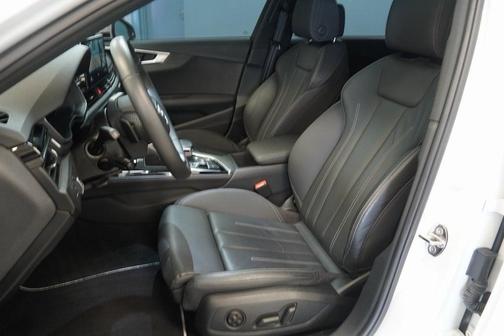 2021 Audi A4 45 S line quattro Premium