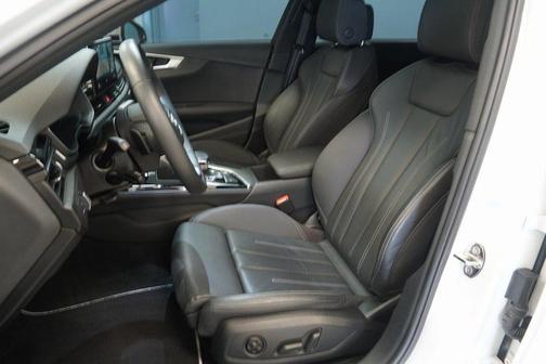 2021 Audi A4 45 S line quattro Premium