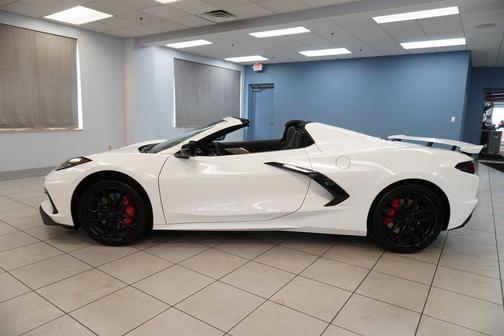 2026 Chevrolet Corvette Stingray w/2LT