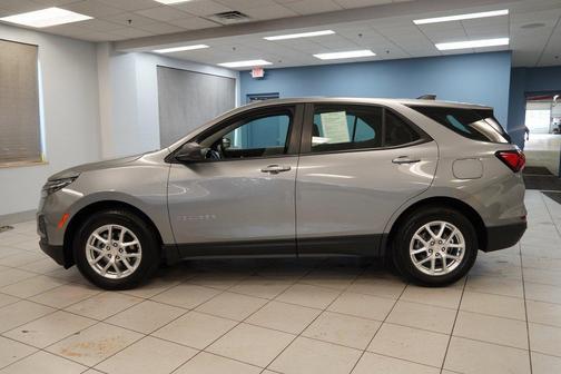 2023 Chevrolet Equinox LS
