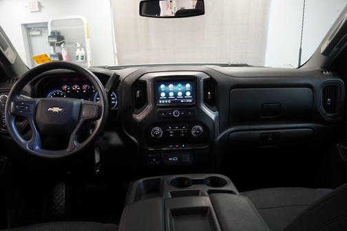 Summit White 2022 Chevrolet Silverado 2500 Custom