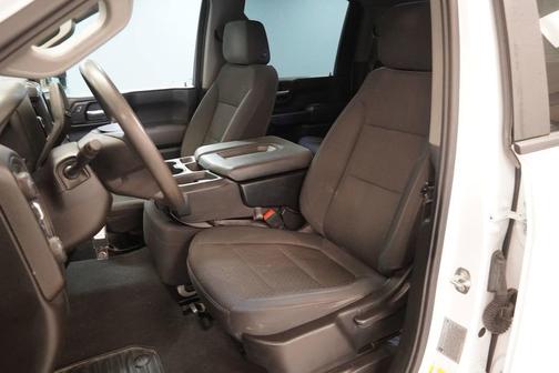 Summit White 2022 Chevrolet Silverado 2500 Custom