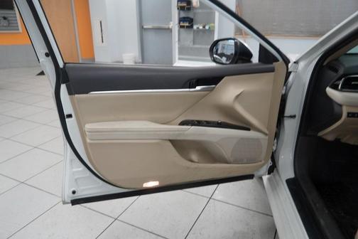 2020 Toyota Camry XLE