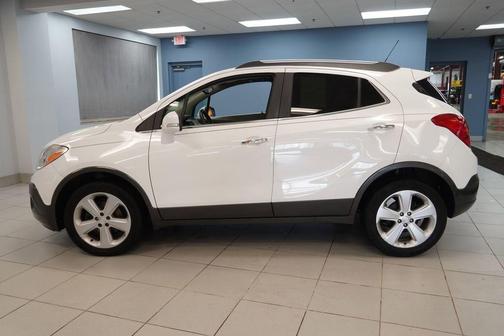 Summit White 2016 Buick Encore Base